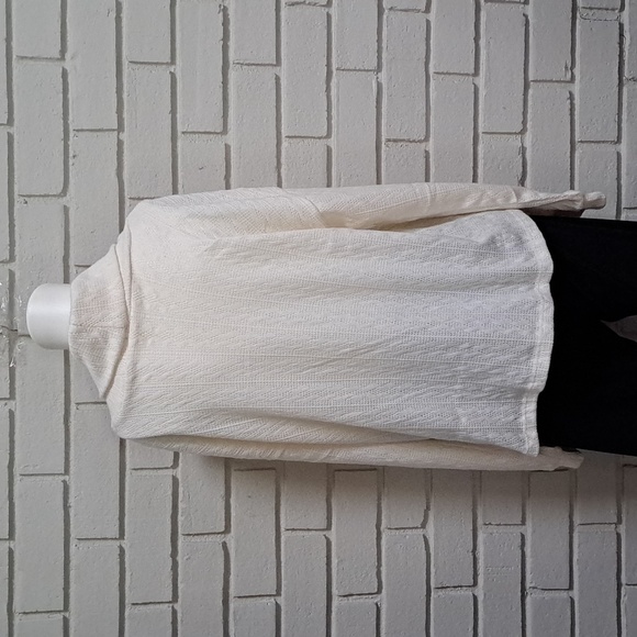 Como Blu Cream Cowlneck Oversized Cozy Sweaer. Size Large NWT - Picture 4 of 8